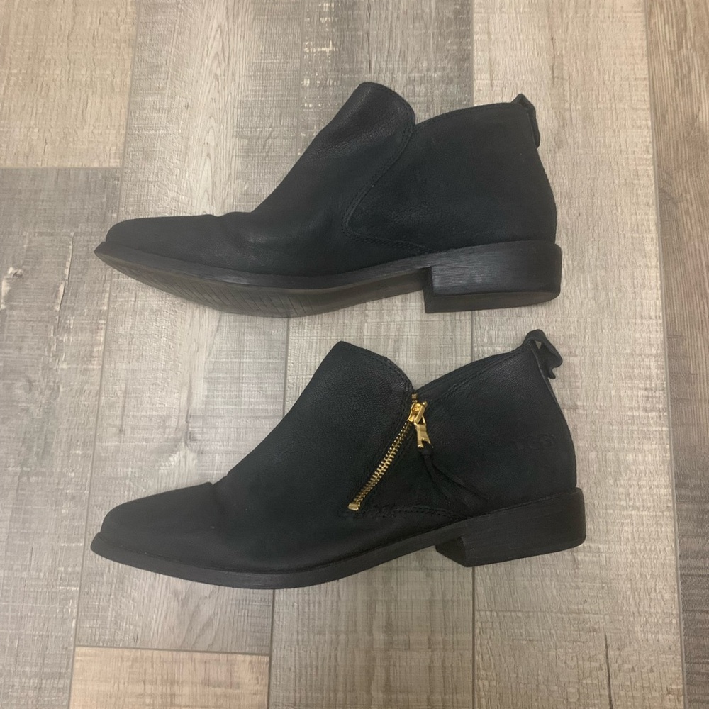 UGG Australia Womens Glee Black Ankle Boots Size 11